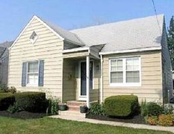 Foreclosure Listing in E 250TH ST EUCLID, OH 44132