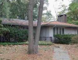 Foreclosure in  OLD ESTATE RD Glen Cove, NY 11542