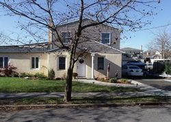 Foreclosure Listing in BEACH RD MASSAPEQUA, NY 11758