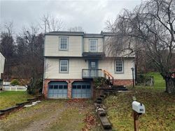 Foreclosure Listing in PEPPERTREE DR NEW KENSINGTON, PA 15068