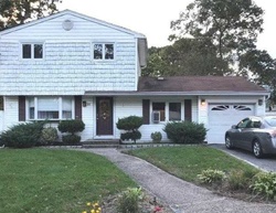 Foreclosure Listing in JANICE LN SELDEN, NY 11784