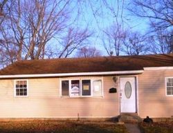 Foreclosure Listing in MERRILL ST BRENTWOOD, NY 11717