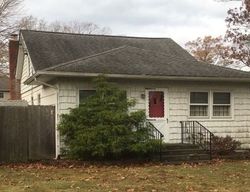 Foreclosure Listing in SAINT JAMES PKWY NESCONSET, NY 11767