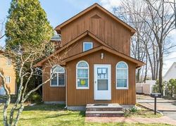 Foreclosure Listing in NEW YORK AVE SMITHTOWN, NY 11787