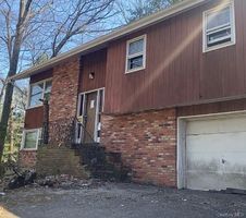 Foreclosure in  WHARTON LN Cortlandt Manor, NY 10567