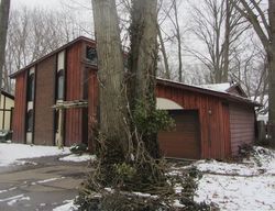 Foreclosure Listing in HICKORY HILL AVE LORAIN, OH 44052