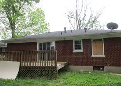 Foreclosure Listing in PARAMOUNT DR LOUISVILLE, KY 40258