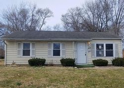 Foreclosure Listing in SAINT MONICA DR EAST SAINT LOUIS, IL 62206