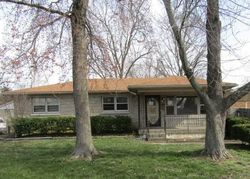 Foreclosure Listing in GLO JEAN WAY LOUISVILLE, KY 40258