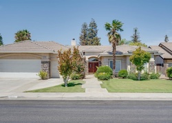 Foreclosure Listing in CROSSHAVEN AVE BAKERSFIELD, CA 93313