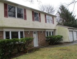 Foreclosure Listing in OLD TOWN RD CORAM, NY 11727