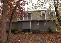 Foreclosure Listing in FLOWER HILL DR SHIRLEY, NY 11967