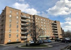 Foreclosure Listing in 153RD AVE APT 4C HOWARD BEACH, NY 11414