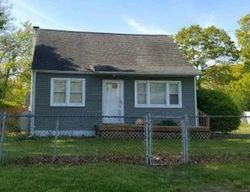 Foreclosure Listing in SCHENK DR SHIRLEY, NY 11967