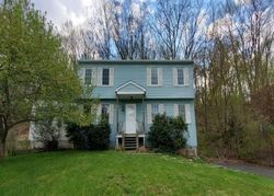 Foreclosure Listing in WALNUT TREE HILL RD SANDY HOOK, CT 06482