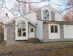 Foreclosure Listing in PINE RIDGE DR W BUSHKILL, PA 18324