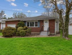 Foreclosure Listing in RUSSELL AVE BETHPAGE, NY 11714