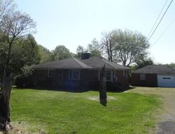 Foreclosure Listing in S MOUNTAIN ST SMITHVILLE, TN 37166