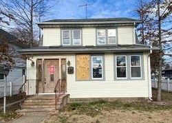 Foreclosure Listing in E COLUMBIA ST HEMPSTEAD, NY 11550