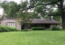  E Peach Tree Ln, Wichita KS