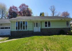 Foreclosure Listing in DOREEN DR BRIDGEPORT, CT 06604