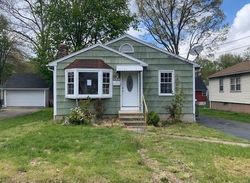 Foreclosure Listing in BROADWAY BRIDGEPORT, CT 06606