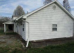 Foreclosure Listing in MCKINLEY ST BENTON, IL 62812