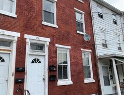 Foreclosure Listing in E BROAD ST BURLINGTON, NJ 08016