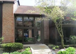 Foreclosure Listing in SAINT ANDREWS LN APT 46 CRYSTAL LAKE, IL 60014