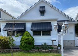 Foreclosure Listing in 25TH ST AVALON, NJ 08202