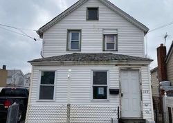 Foreclosure Listing in HENRY ST HEMPSTEAD, NY 11550