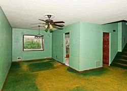 Foreclosure Listing in KENT LN NORTH BABYLON, NY 11703