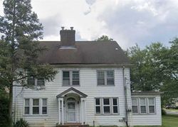  Oak Ave, Hempstead NY