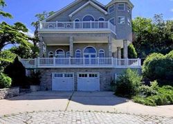  E Shore Rd, Huntington NY