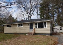 Foreclosure Listing in FARVIEW DR SANFORD, ME 04073