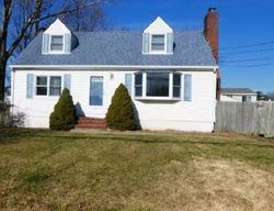 Foreclosure Listing in SPRAY ST MASSAPEQUA, NY 11758