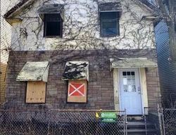 Foreclosure Listing in BROADWAY CHELSEA, MA 02150