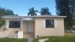  Nw 79th St, Miami FL