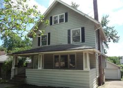  Pioneer St, Akron OH