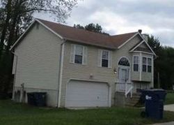  Evelynaire Dr, Florissant MO