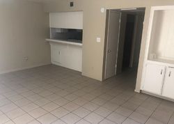 Foreclosure Listing in ASHE RD APT 32 BAKERSFIELD, CA 93309