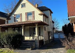  E 124th St, Cleveland OH