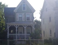  S 2nd St, Millville NJ