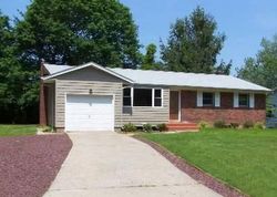 Foreclosure Listing in LAWRENCE RD KINGS PARK, NY 11754