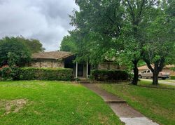  Foxfire Way, Fort Worth TX