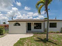  Nw 83rd St, Miami FL