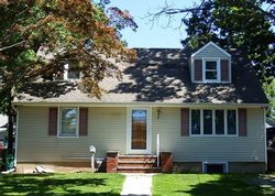 Foreclosure Listing in WARREN AVE BELLMORE, NY 11710