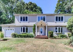  Millbrook Ct, Huntington Station NY