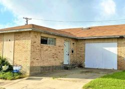 Foreclosure Listing in S COMMONSWAY DR PORTLAND, TX 78374