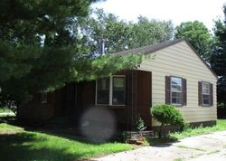 Foreclosure Listing in PRICE AVE SAINT PAUL, MN 55109